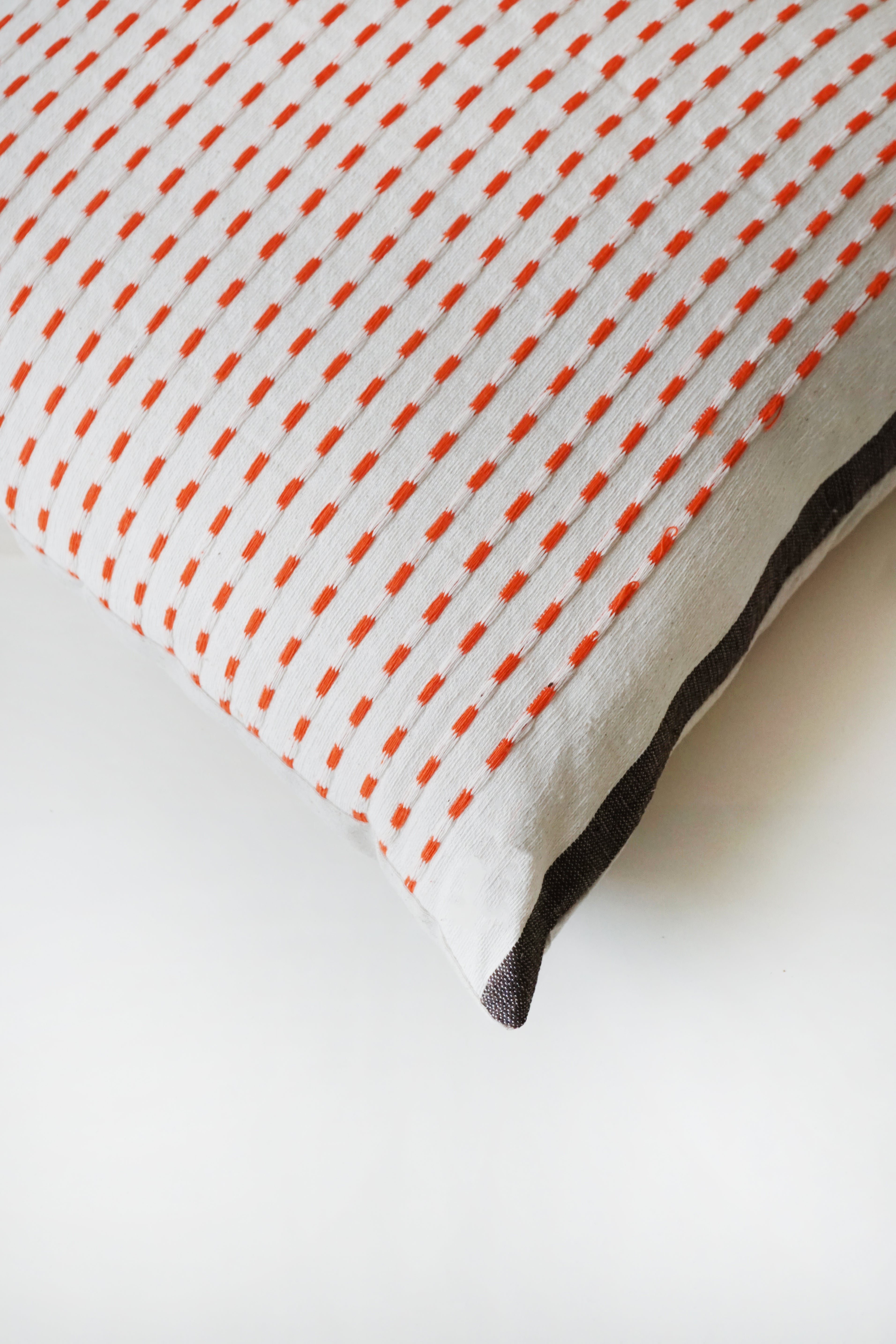 Cojín Puntos NARANJA / CAFE